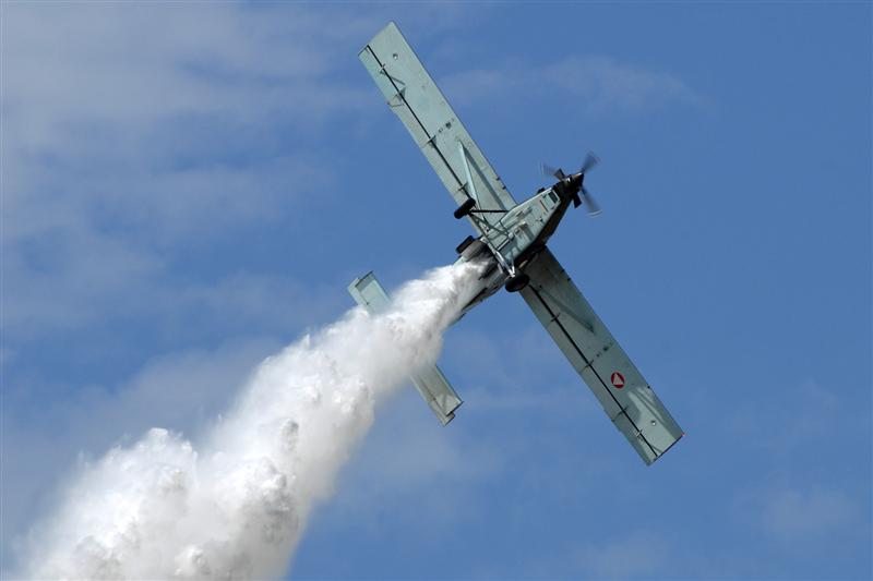 Austrian Air Force PC-6 as water-bomber.jpg